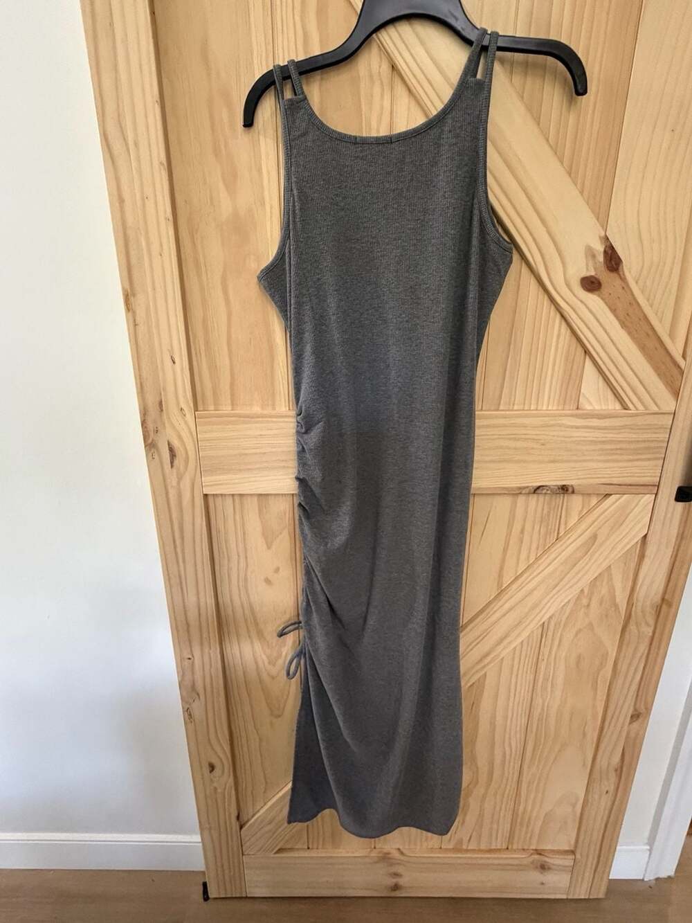 Gilli Ribbed Ruched Side Tank Dress size large - Picture 5 of 5